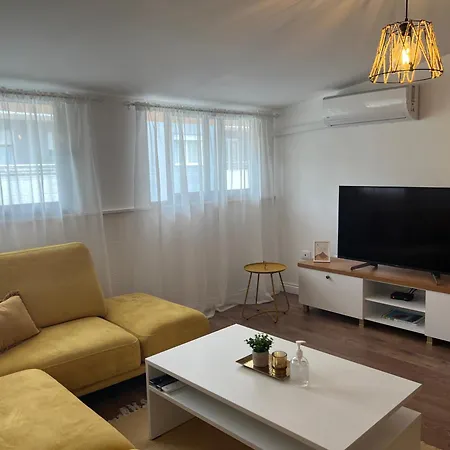 Urban Nest Apartment Vlore Exterior photo